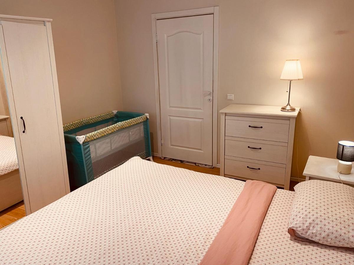 Appartement Igi White Flat With Free Private Parking à Cluj-Napoca Extérieur photo